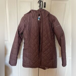 Women’s size M Columbia winter jacket with hood